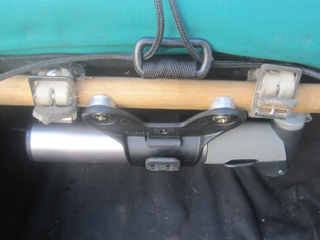 supershort pump bracket mounted to a carradice dowel